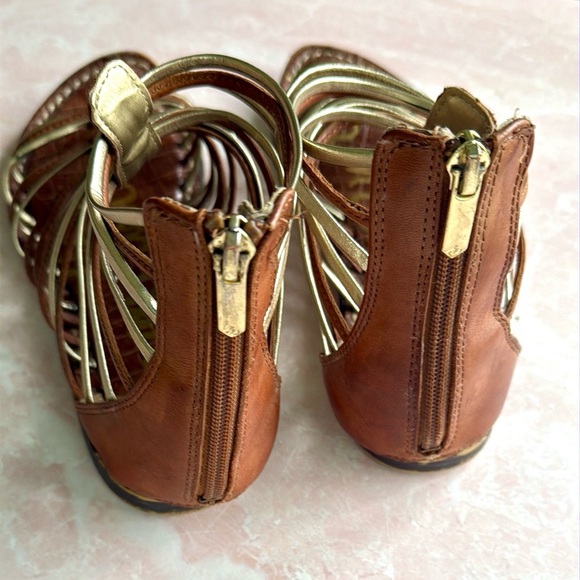 Sam Edelman Kamille Gladiator Strappy Gold and Tan Sandals Sz 8 Women's - Picture 6 of 12